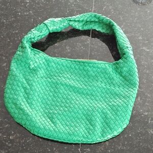 Woven Hobo Shoulder Bag in Green